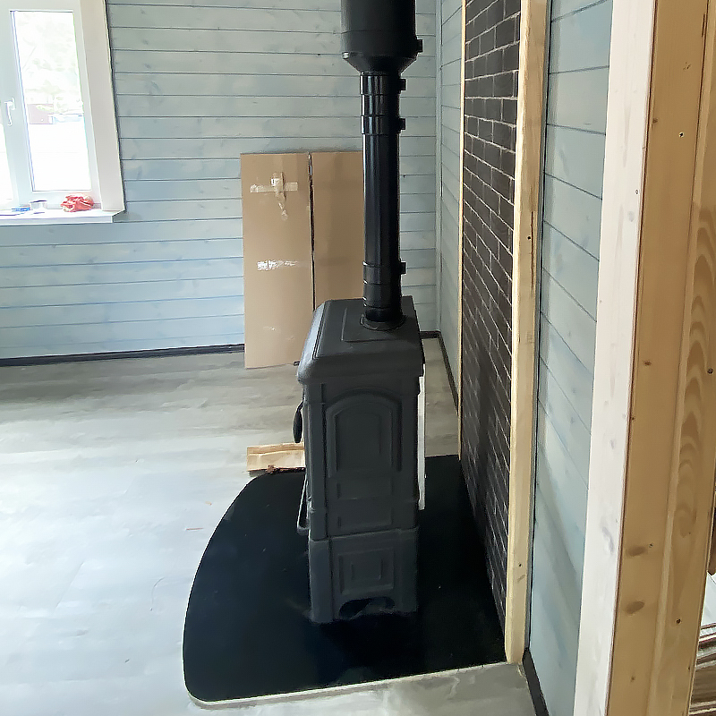   Монтаж печи Guca ARINA для обогрева двухэтажного дома (миниатюра)